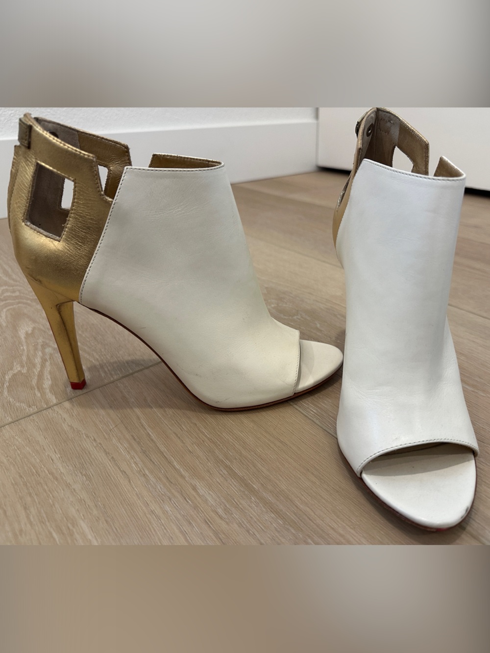 Alepel Elegant White & Gold Peep-Toe Ankle Booties - Women